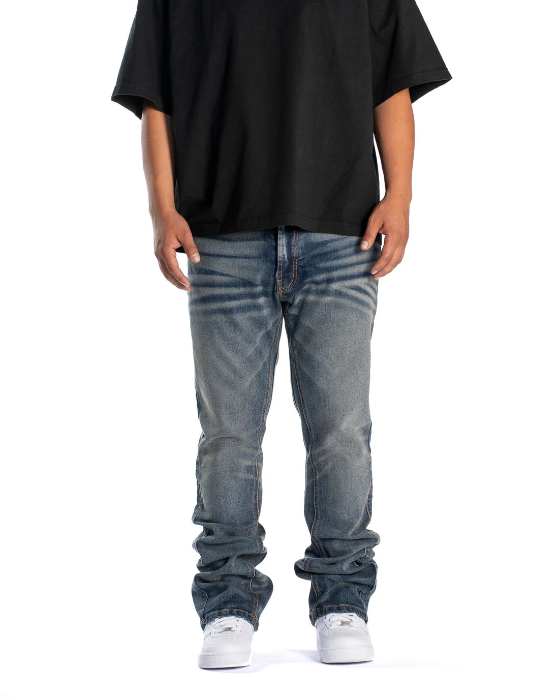 Mintcrew "La Jolla Wash" Flare Jeans