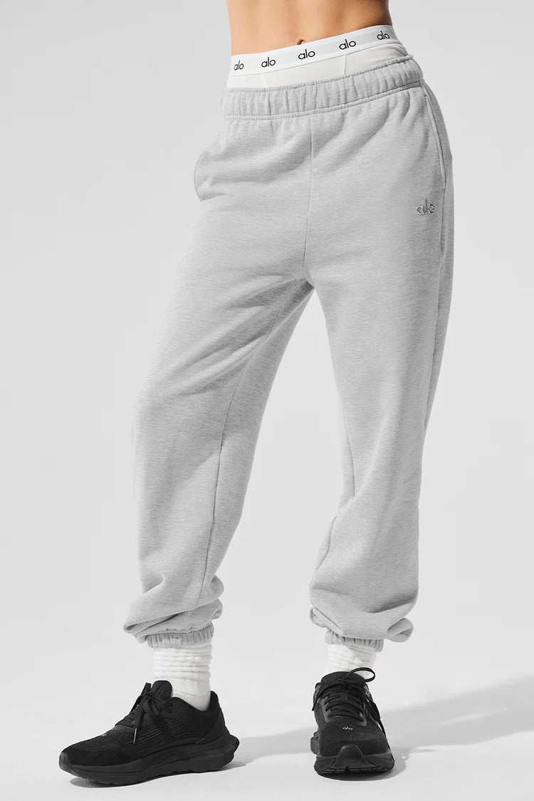 Alo "Accolade" Grey Scrunch Sweatpants