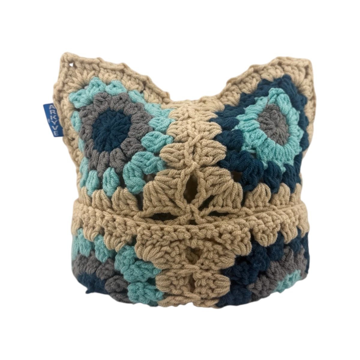 Arkyve "Laggon" Crotchet Hat