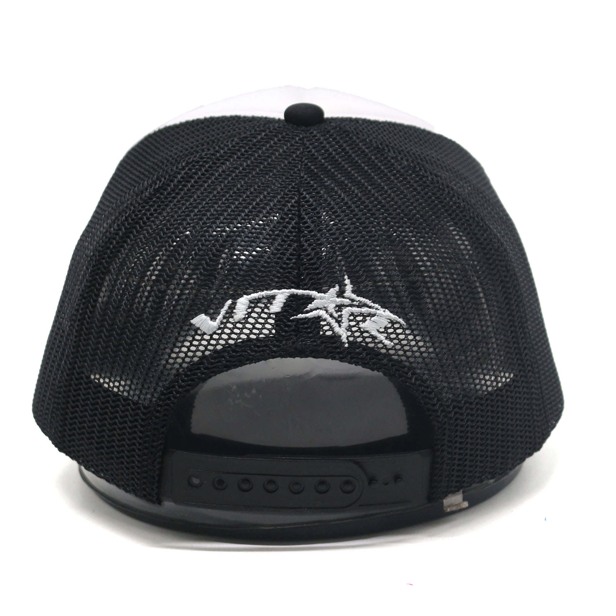 Vital "Aura" Trucker